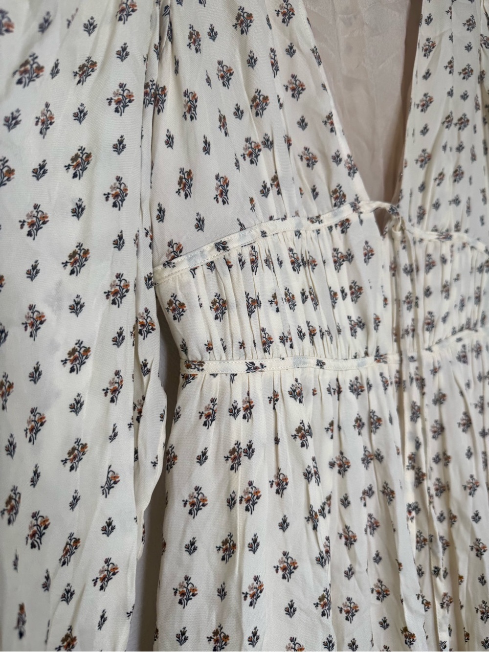 Rhode Dress Rhedyn Cream Floral Print Tie Front Stitching Accents sz 4 - Picture 6 of 9